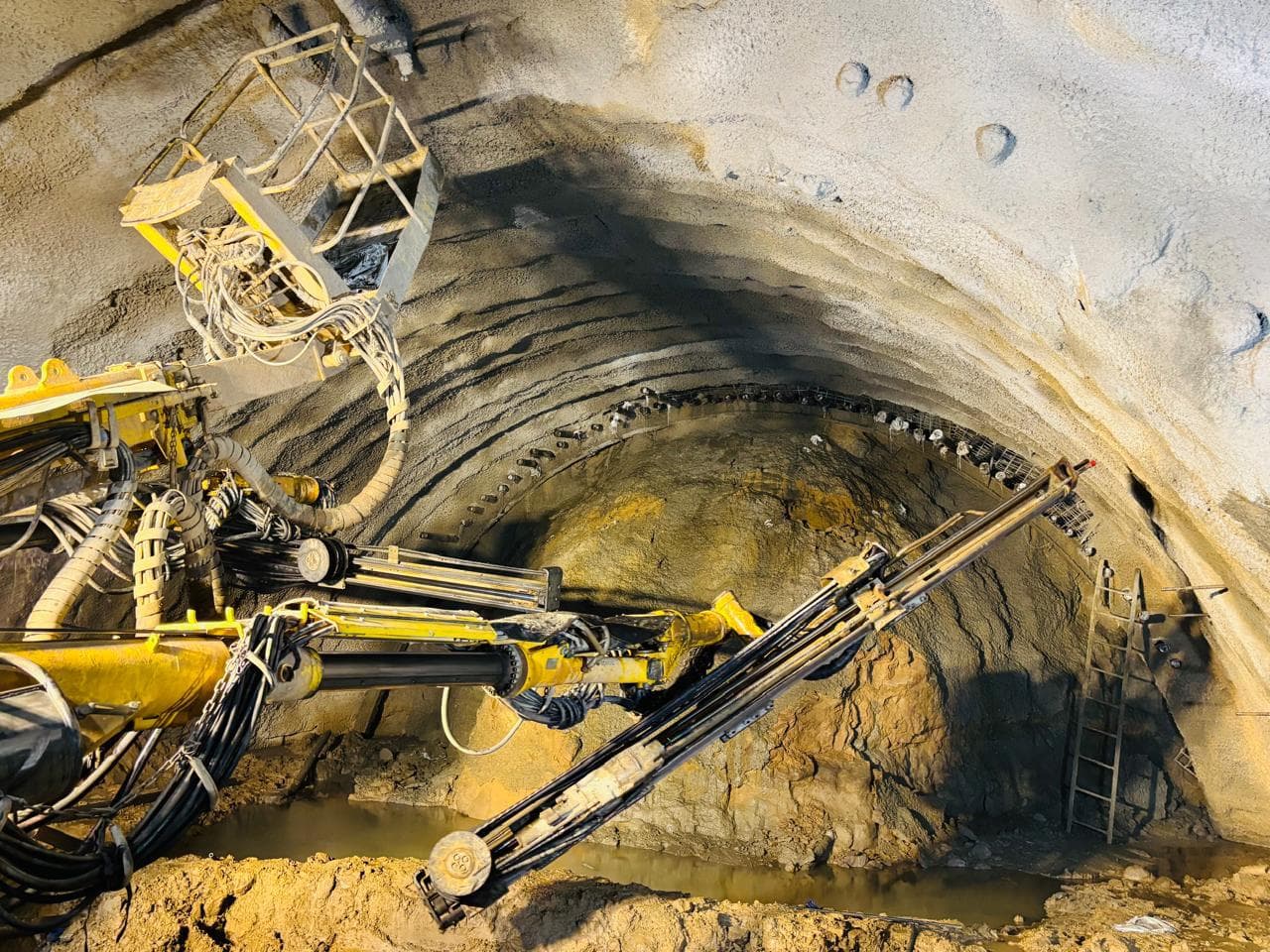 Tunnel drilling jumbo — WanX Infra project