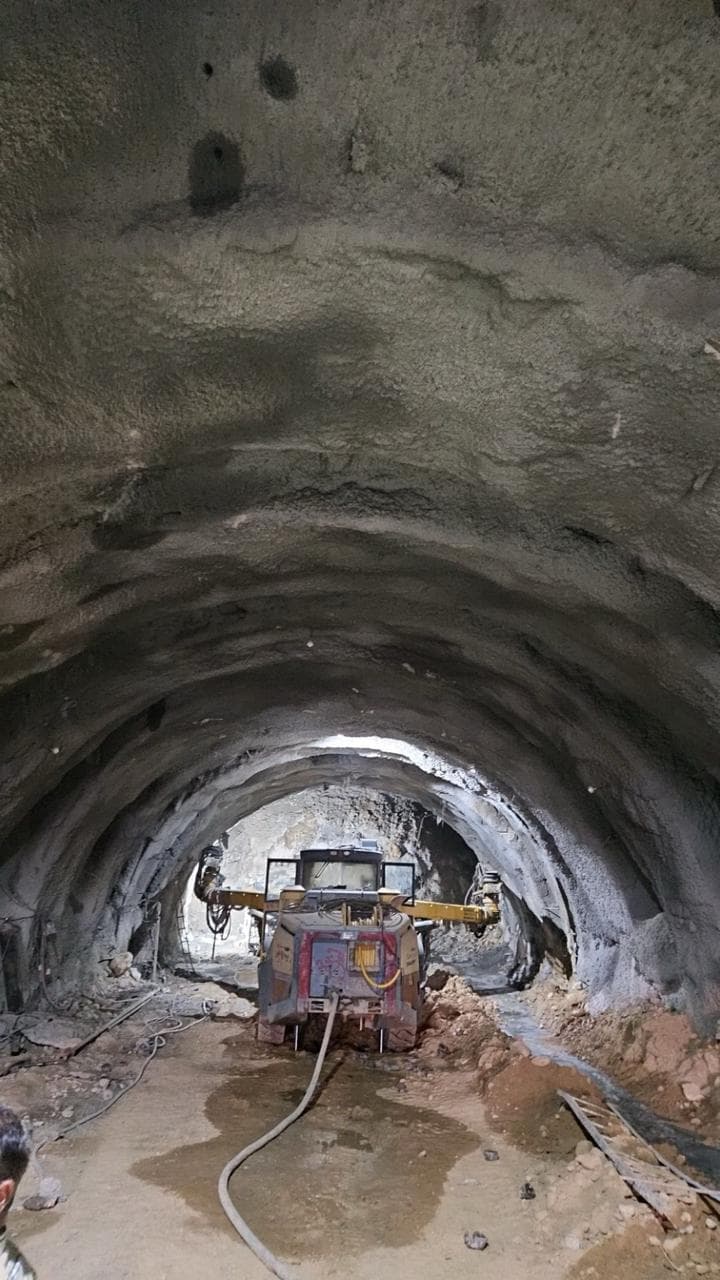 Tunnel drilling jumbo heading — WanX Infra project