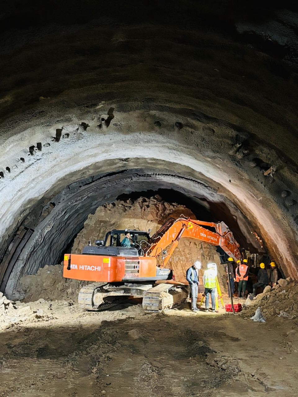 Tunnel excavation hitachi — WanX Infra project